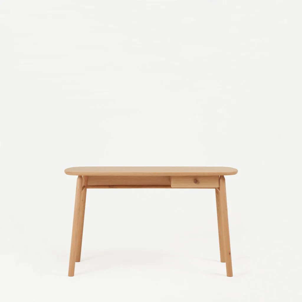 Hardy oak work desk with drawer