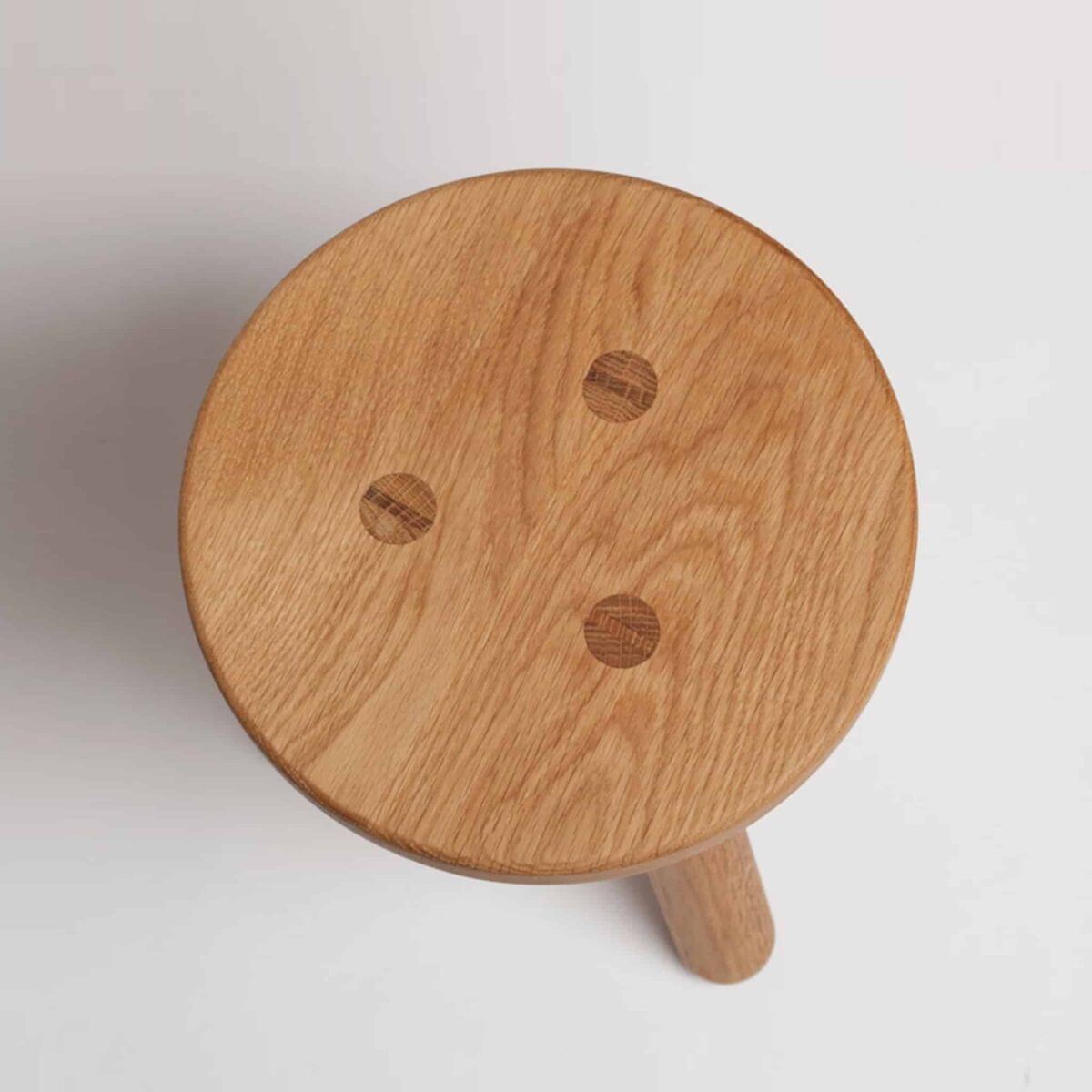 another-country-kids-stool-one-oak-natural-002