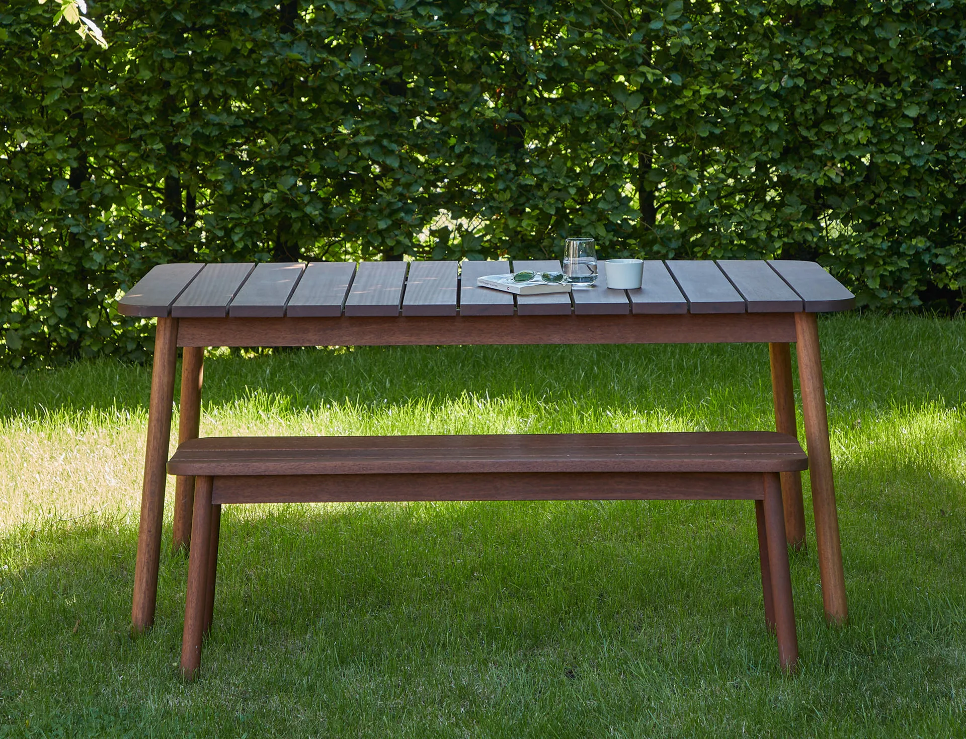 another-country-semley-series-semley-outdoor-table-001